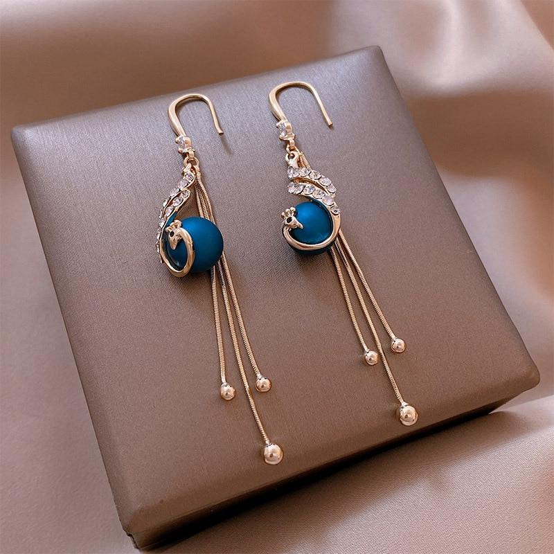 Festliche Ohrringe mit Blauen Perlen