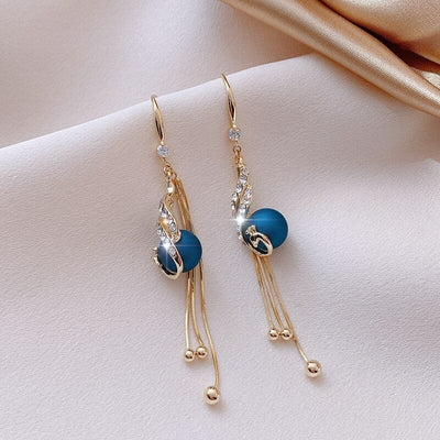 Festliche Ohrringe mit Blauen Perlen